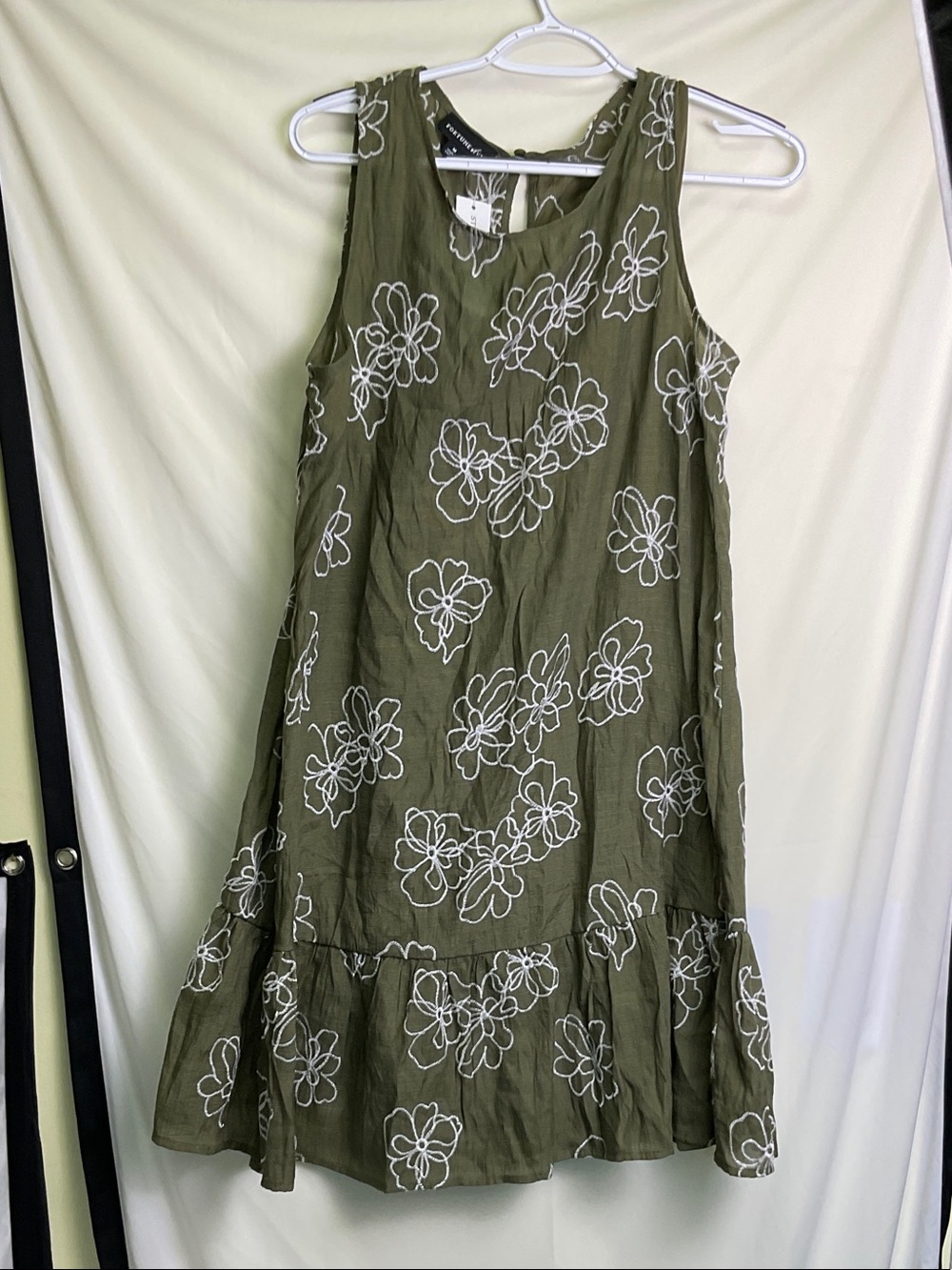 Annalise Embroidered Shift Dress - Olive